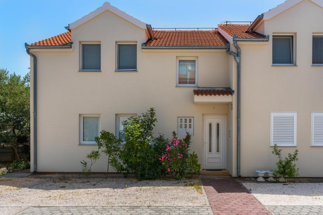 Apartman Karla Mara Ana&Ivan Srima Exterior foto